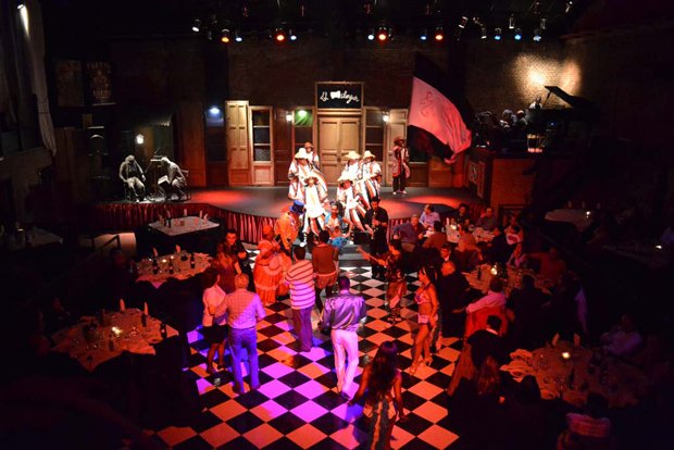 El Milongón dinner show, Montevideo